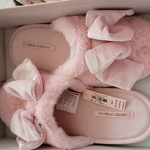 Victoria secret slippers  M